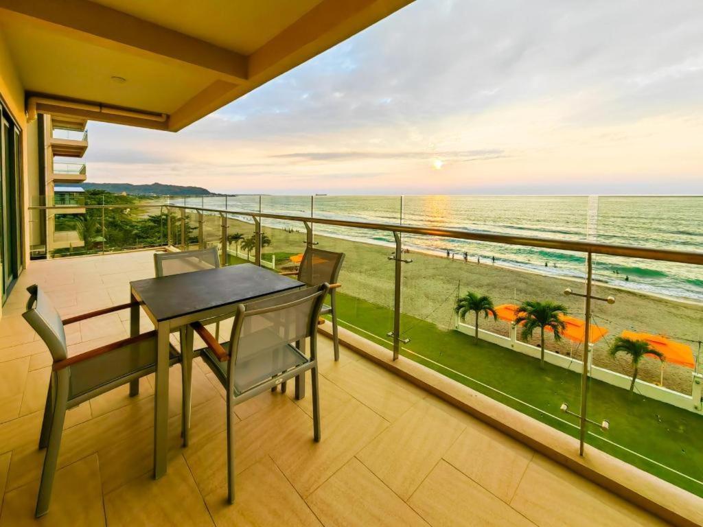 Awesome Hotel San Juan  Esterno foto